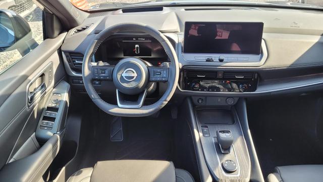 Nissan Qashqai Tekna 4x4 4x4*Navi*LED*PDach*Leder*Shzg*BFS* 