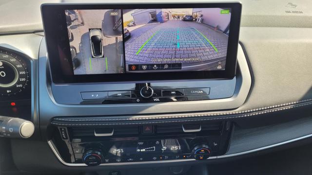 Nissan Qashqai Tekna 4x4 4x4*Navi*LED*PDach*Leder*Shzg*BFS* 