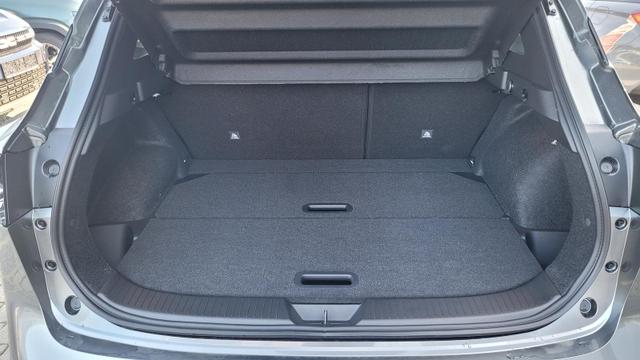 Nissan Qashqai Tekna 4x4 4x4*Navi*LED*PDach*Leder*Shzg*BFS* 