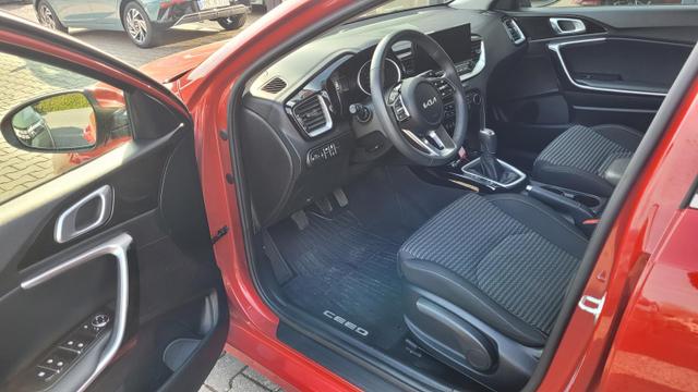 Kia Ceed Sportswagon Gold SW 1.5*Navi*Shzg*Lhzg*PDC*Cam*16Zoll*ACA* 