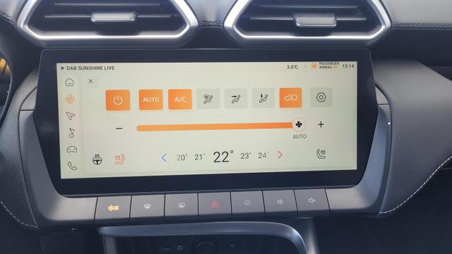 MG ZS 1.5 Hybrid+ 145 kW Luxury AT Luxury+Navi+SHZ+Kamera+ACA+18 