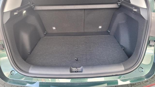 MG ZS 1.5 Hybrid+ 145 kW Luxury AT Luxury+Navi+SHZ+Kamera+ACA+18 