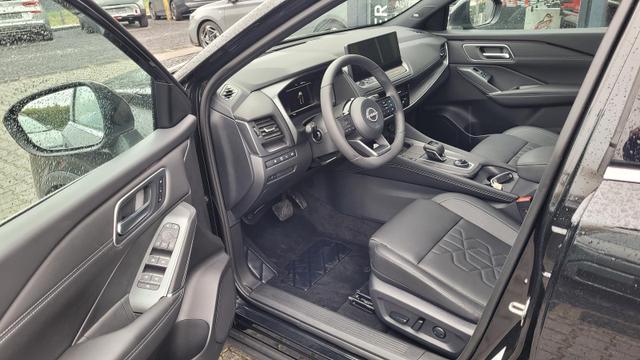 Nissan Qashqai Tekna 4x4 4x4*Navi*LED*PDach*Leder*Shzg*BFS* 