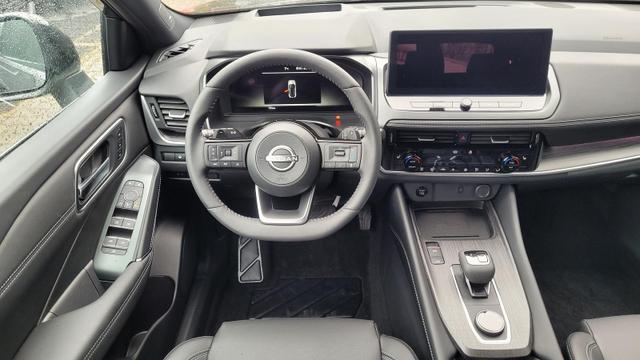 Nissan Qashqai Tekna 4x4 4x4*Navi*LED*PDach*Leder*Shzg*BFS* 