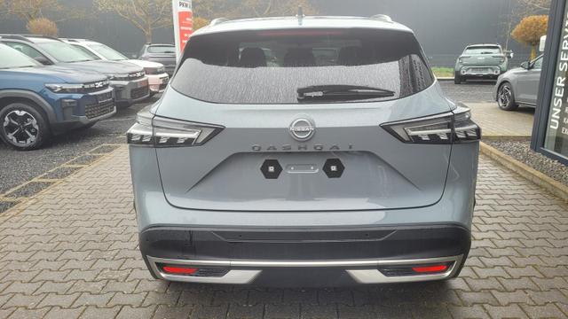 Nissan Qashqai Tekna 4x4 4x4*Navi*LED*PDach*Leder*Shzg*BFS* 