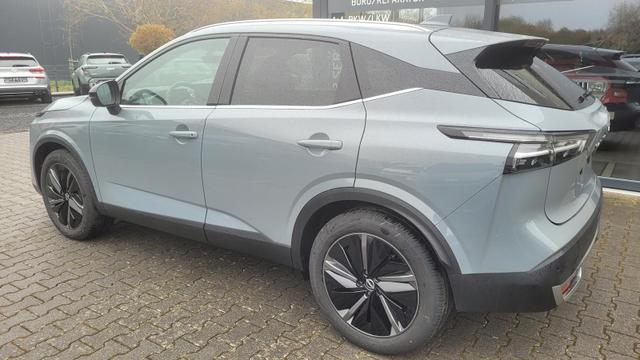 Nissan Qashqai Tekna 4x4 4x4*Navi*LED*PDach*Leder*Shzg*BFS* 