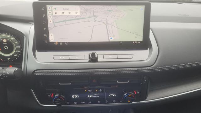 Nissan Qashqai Tekna 4x4 4x4*Navi*LED*PDach*Leder*Shzg*BFS* 