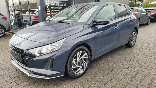 Hyundai i20 - Family Family*Navi*Shzg*Lhzg*PDC*Cam*16Zoll*ACA*