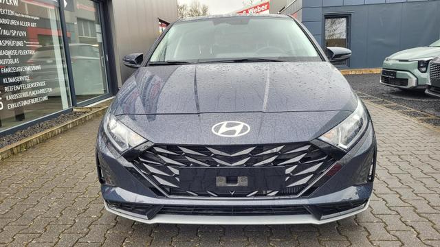 Hyundai i20 - Family Family*Navi*Shzg*Lhzg*PDC*Cam*16Zoll*ACA*