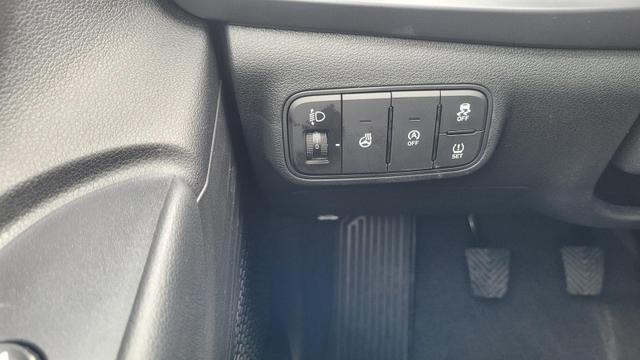 Hyundai i20 Family Family*Navi*Shzg*Lhzg*PDC*Cam*16Zoll*ACA* 
