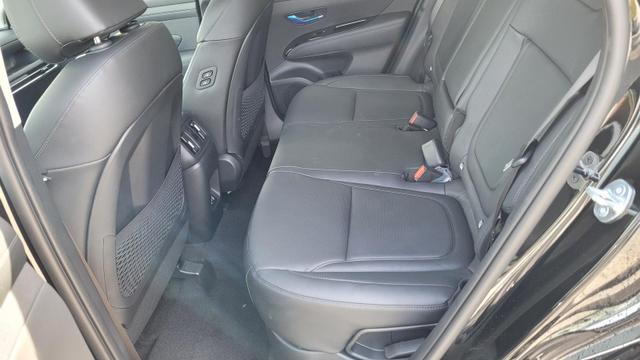 Hyundai TUCSON Shine Sensation Shine*LED*Navi*Leder*HUD*PDach*PDC*Cam*19 