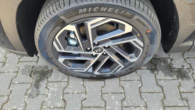 Hyundai TUCSON Shine Sensation Shine*LED*Navi*Leder*HUD*PDach*PDC*Cam*19 