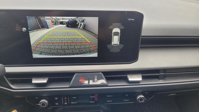 Kia Stonic Silver AT*Navi*Shzg*Lhzg*PDCv+h*Cam*16Zoll*LED 
