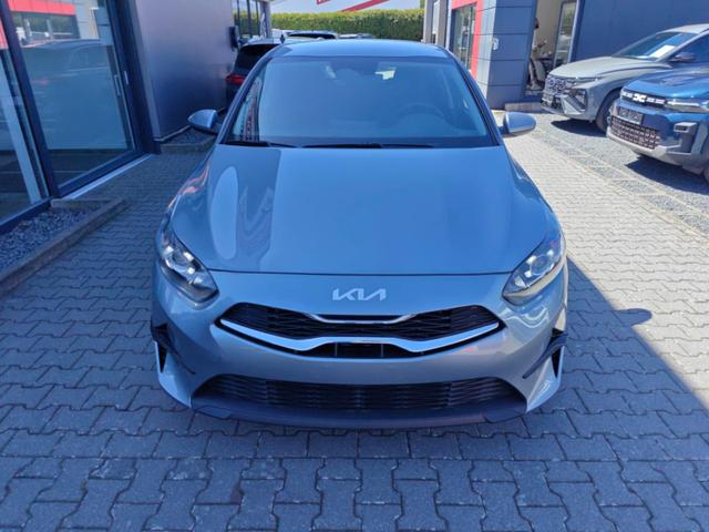 Kia Ceed - SPIN 1.5 T-GDI AT Kamera*Sitzheizung*APP*Navi