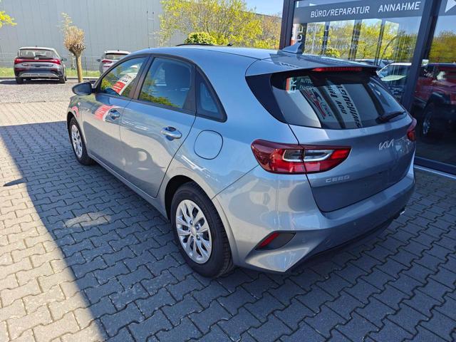 Kia Ceed SPIN 1.5 T-GDI AT Kamera*Sitzheizung*APP*Navi 