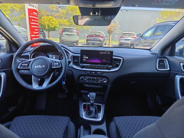 Kia Ceed SPIN 1.5 T-GDI AT Kamera*Sitzheizung*APP*Navi 