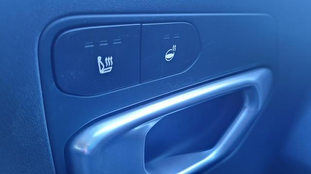 Kia K4 Sportswagon 1.6 T-GDI 110 kW Vision SW DCT+NAVI+SHZ+ACA+LED+KAMERA 