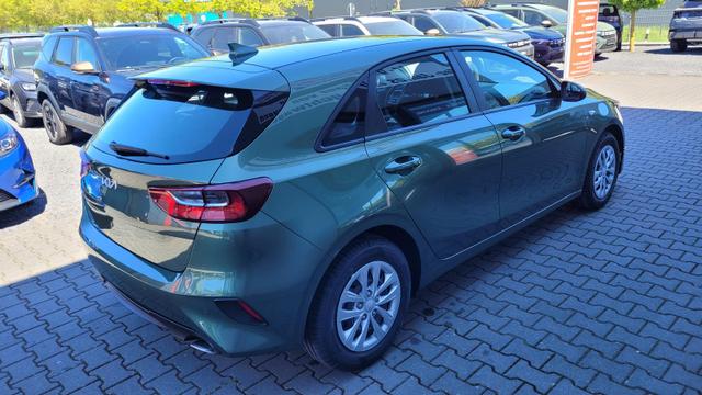Kia Ceed SPIN 1.5 T-GDI AT Kamera*Sitzheizung*APP*Navi 