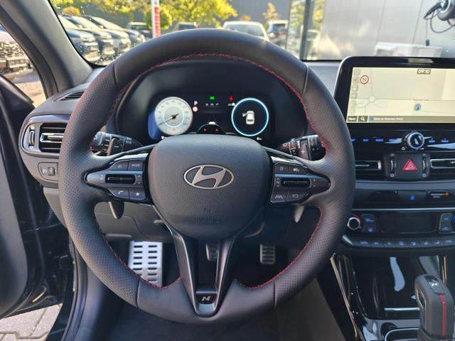 Hyundai i30 N Line HB AT N-Line*LED*Navi*Shzg*PDC*Cam*ACC*18* 