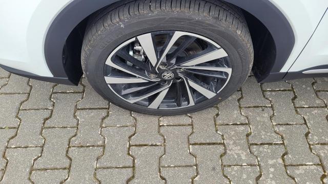 MG ZS 1.5 Hybrid+ 145 kW Luxury AT Luxury+Navi+SHZ+Kamera+ACA+18 