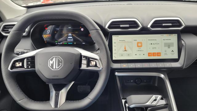MG ZS 1.5 Hybrid+ 145 kW Luxury AT Luxury+Navi+SHZ+Kamera+ACA+18 