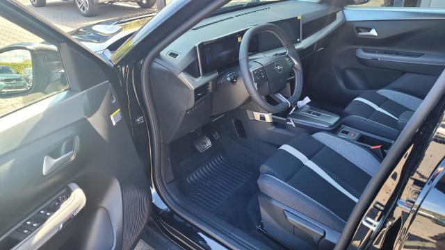 Opel Frontera Ultimate 1.2 107 kW Ultimate*7Sitze*LED*Navi*Shzg*PDC*Cam* 