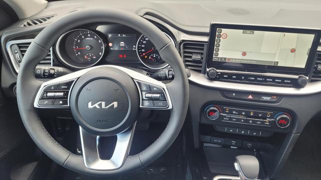 Kia Ceed Gold 1.5 AT*LED*Navi*Shzg*Lhzg*PDC*Cam*17Zoll* 