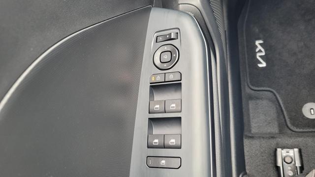 Kia K4 1.6 T-GDI 110 kW Vision DCT+NAVI+SHZ+ACA+LED+KAMERA 