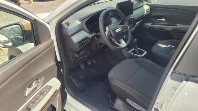 Dacia Sandero Stepway Extreme Step 2026 Drive&Tech&Winter-Pack 