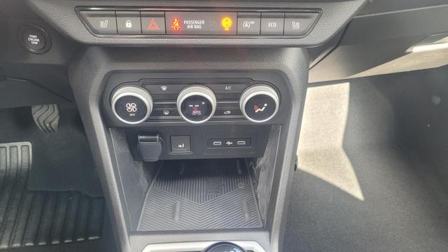 Dacia Sandero Stepway Extreme Step 2026 Drive&Tech&Winter-Pack 