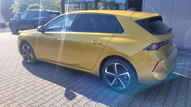 Opel Astra Edition Edition*LED*Navi*Shzg*Lhzg*PDC*Cam*17Zoll* 