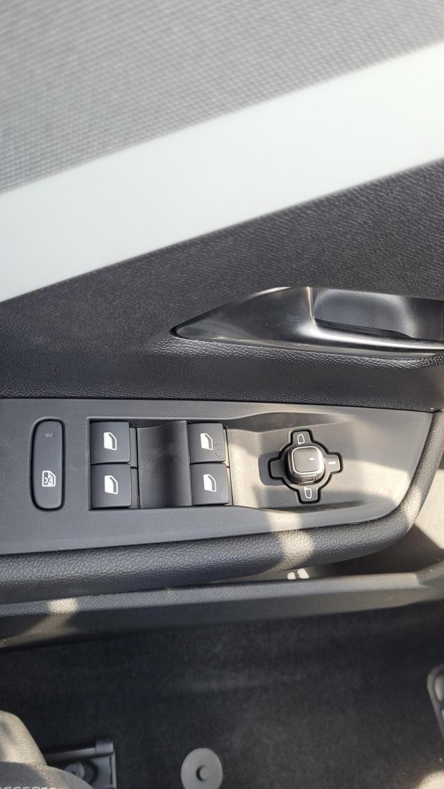 Opel Astra Caravan Edition ST*LED*Navi*Shzg*Lhzg*PDCv+h*17" 