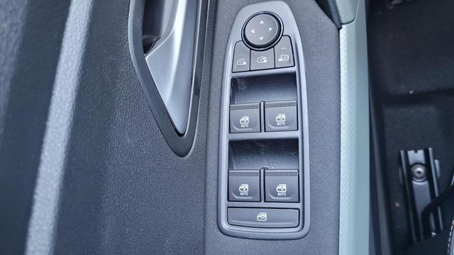 Dacia Duster Spirit of Sand Hybrid-G 4x4 Sand*1of500* 