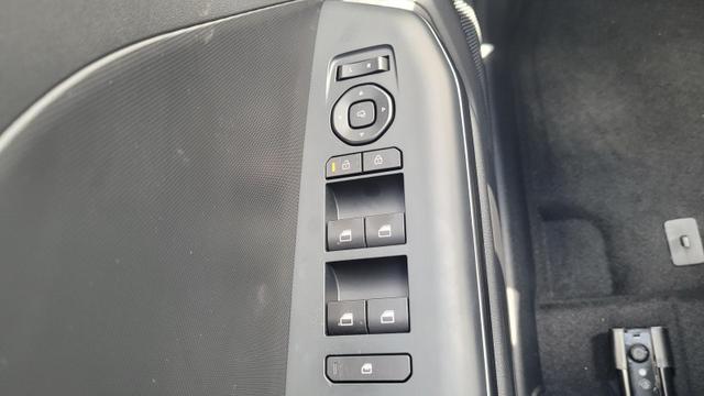 Kia K4 Sportswagon 1.6 T-GDI 110 kW Vision SW DCT+NAVI+SHZ+ACA+LED+KAMERA 