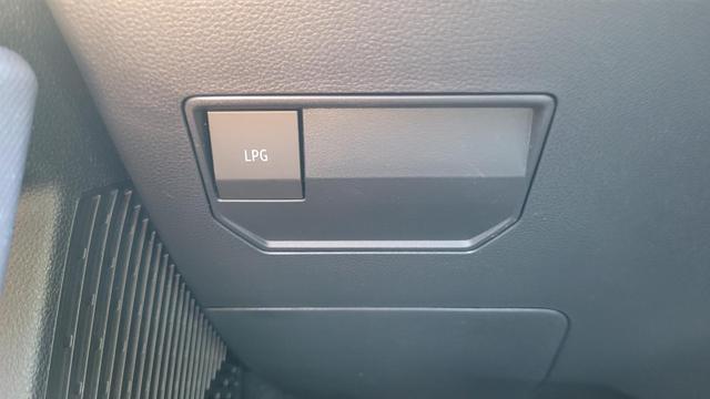 Dacia Duster LPG 120 PS AT | Carplay Sitz+Lnkrdheiz. 