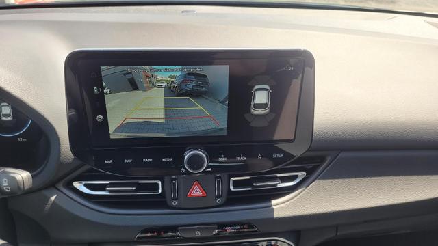 Hyundai i30 Kombi GO SW 1.6 GO*Navi*LED*Shzg*Lhzg*PDC*Cam*16Zoll* 