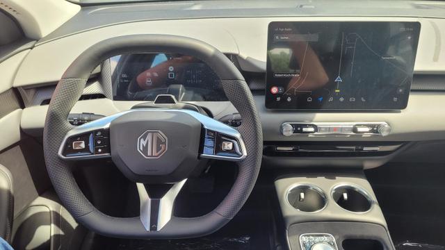 MG S5 EV Emotion *LED*Navi*Shzg*Lhzg*PDC*Cam*ACC*17" 