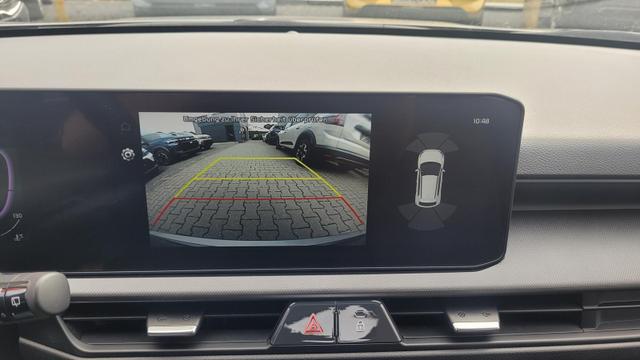 Kia Stonic Silver AT*Navi*Shzg*Lhzg*PDCv+h*Cam*16Zoll*LED 