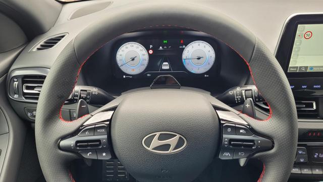 Hyundai i30 N Line HB AT MJ26 N-Line*LED*Navi*Shzg*PDC*Cam*18* 