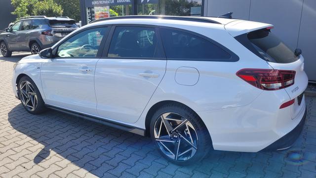 Hyundai i30 Kombi N-Line SW 1.6 N-Line*Navi*LED*Shzg*PDC*Cam*18" 