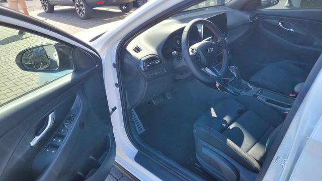 Hyundai i30 Kombi N-Line SW 1.6 N-Line*Navi*LED*Shzg*PDC*Cam*18" 