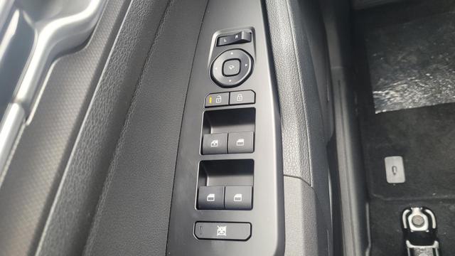 Kia Sportage Urban 150 DSG Kamera-Navi-Klimaauto.-17 Zoll 