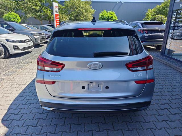 Hyundai i30 Kombi Style SW 1.6 Style*Navi*LED*Shzg*Lhzg*TOT*Cam*ACC 