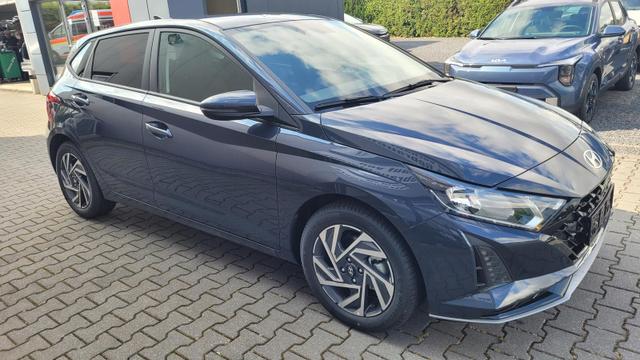 Hyundai i20 Family Family*Navi*Shzg*Lhzg*PDC*Cam*16Zoll*ACA* 