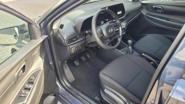 Hyundai i20 Family Family*Navi*Shzg*Lhzg*PDC*Cam*16Zoll*ACA* 