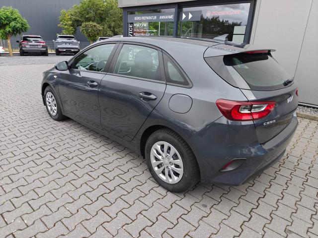 Kia Ceed Spin 1.5 T-GDI AT Kamera*Sitzheizung*APP*Navi 