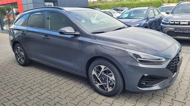 Hyundai i30 Kombi GO SW 1.6 GO*Navi*LED*Shzg*Lhzg*PDC*Cam*16Zoll* 