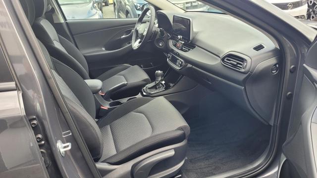 Hyundai i30 Kombi GO SW 1.6 GO*Navi*LED*Shzg*Lhzg*PDC*Cam*16Zoll* 