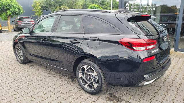 Hyundai i30 Kombi GO SW 1.6 GO*Navi*LED*Shzg*Lhzg*PDC*Cam*16Zoll* 