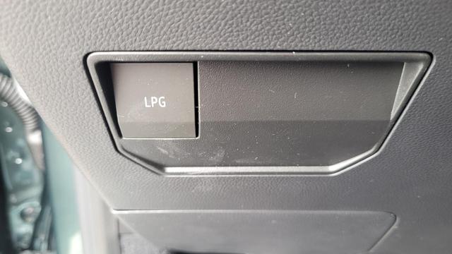 Dacia Duster Expressiom LPG 120 PS AT | Carplay Sitz+Lnkrdheiz. 
